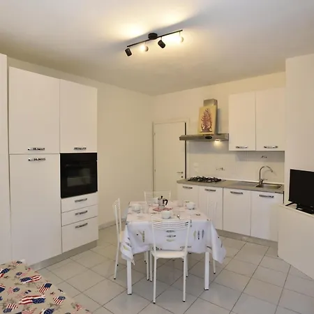 Apartment Rosa Dei Venti - Clima, Terrazze E Biciclette Pila (Livorno)